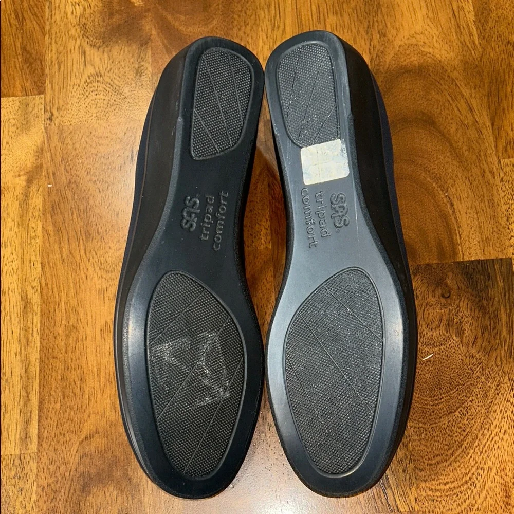 SAS Bliss Slip On comfort wedge 8.5 Women's Black Loafers
